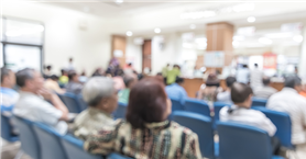 എ&ഇയില്‍ രോഗികളുടെ കൂട്ടത്തിരക്ക്; പുതിയ മുന്നറിയിപ്പുമായി എന്‍എച്ച്എസ്; എമര്‍ജന്‍സി ഡിപ്പാര്‍ട്ട്‌മെന്റുകളില്‍ ചികിത്സ കിട്ടാതെ രോഗികള്‍ മടങ്ങുമ്പോള്‍